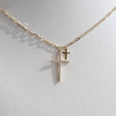 American Jewelry 14k Yellow Gold .07ctw Diamond Double Cross Paperclip Link Necklace