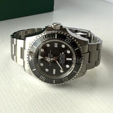 Rolex Pre-Owned Rolex Deepsea Sea-Dweller Watch