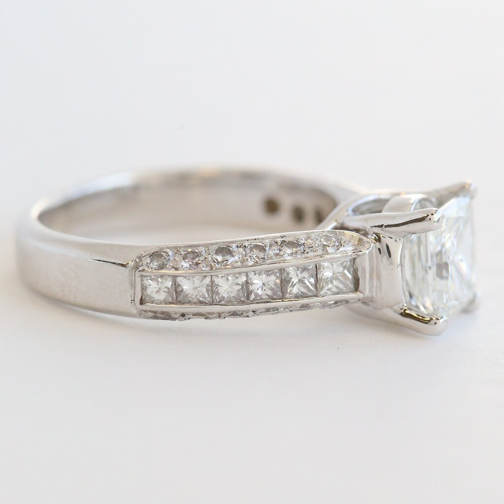 American Jewelry 14K White Gold 2.75ctw (1.20ct G/SI2 GIA Ctr) Princess Diamond Triple Edge Engagement Ring