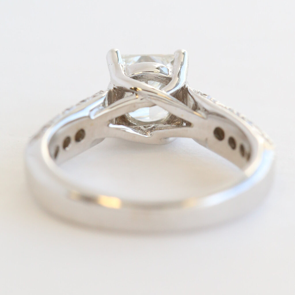 American Jewelry 14K White Gold 2.75ctw (1.20ct G/SI2 GIA Ctr) Princess Diamond Triple Edge Engagement Ring