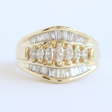 American Jewelry ESTATE 14k Yellow Gold .75ctw Diamond Marquise & Baguette Band Ring