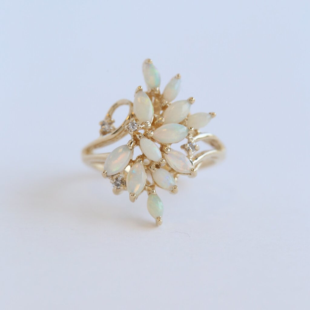 American Jewelry ESTATE 14k Yellow Gold 1ctw Opal and Diamond Accent Waterfall Ring
