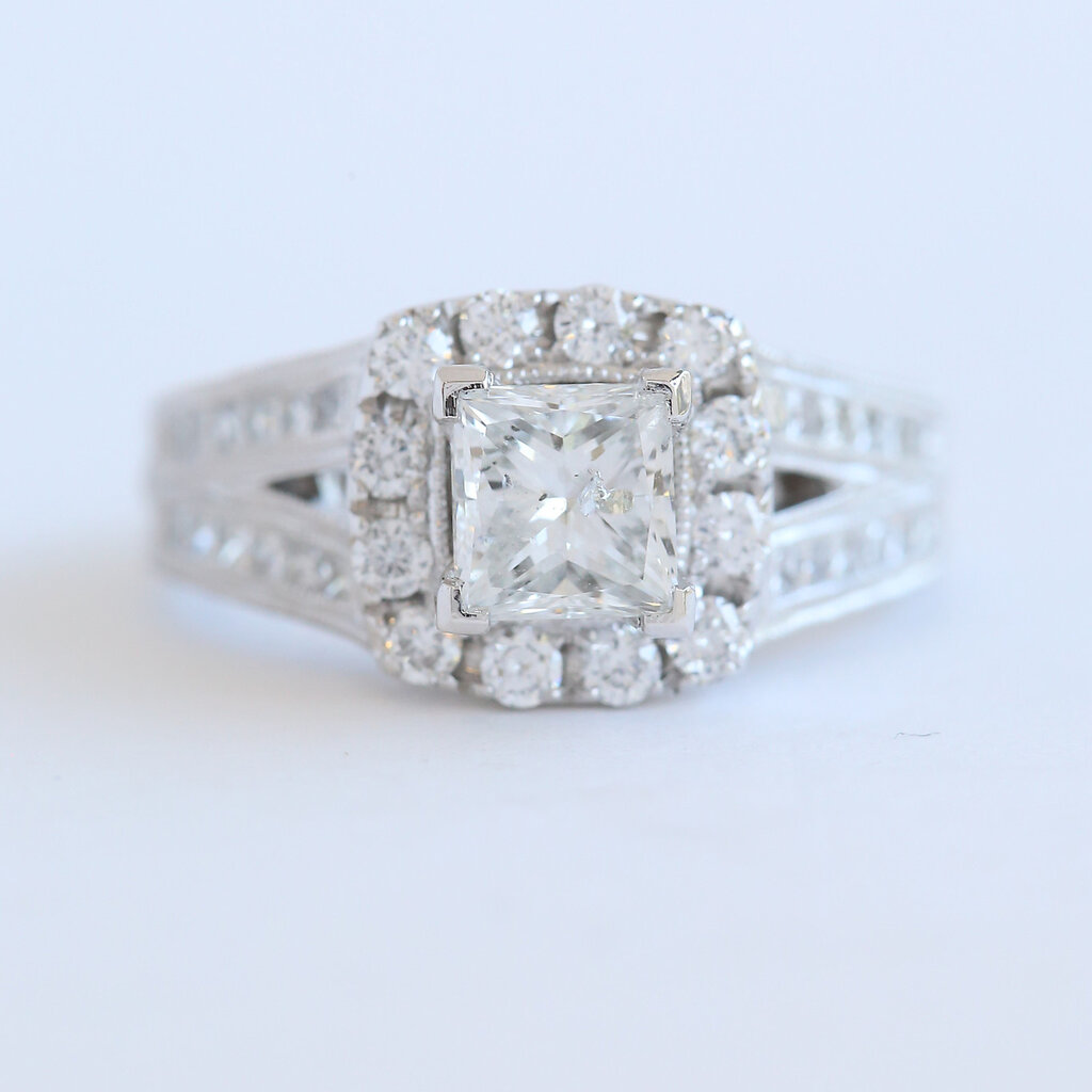 American Jewelry ESTATE 14k White Gold Approx. 2ctw (1.00 I/I2 Ctr) Princess Diamond Split Shank Halo Engagement Ring