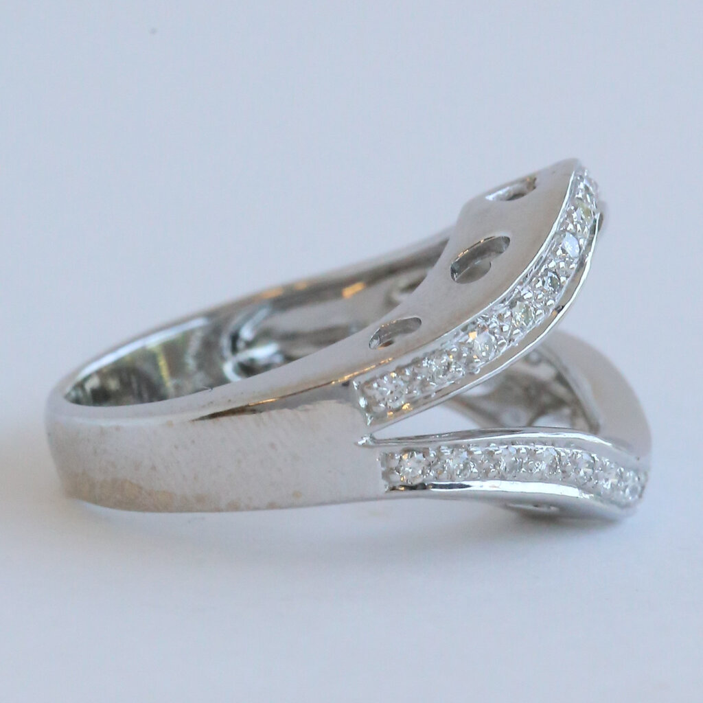 American Jewelry ESTATE 14k White Gold Approx. 1/3ctw Diamond Open Ring
