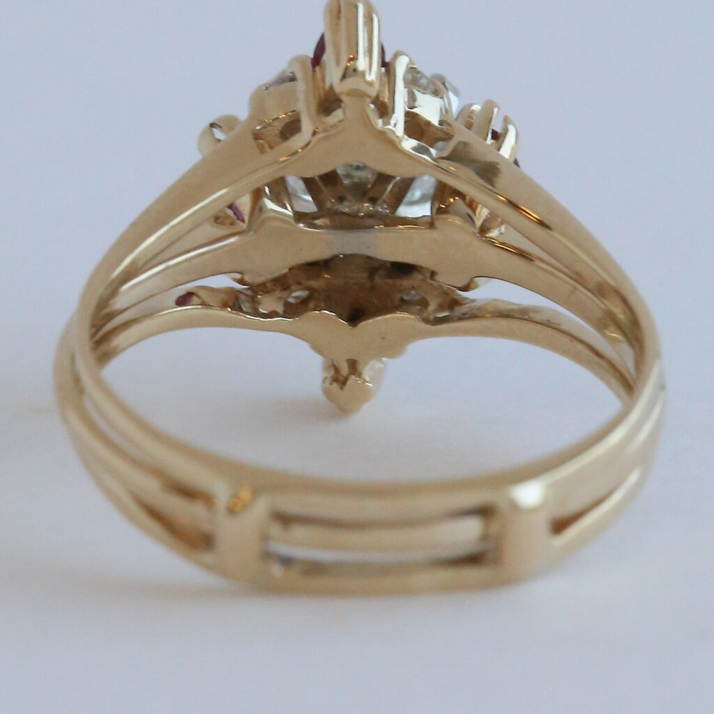American Jewelry ESTATE 14k Yellow Gold Approx. .80ctw Diamond .30ctw Ruby Accent Engagement Ring