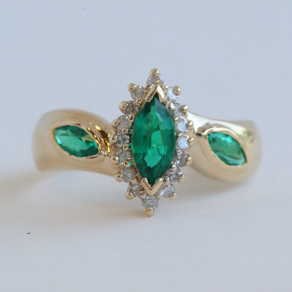 American Jewelry ESTATE 10k Yellow Gold CZ Marquise Halo Ring