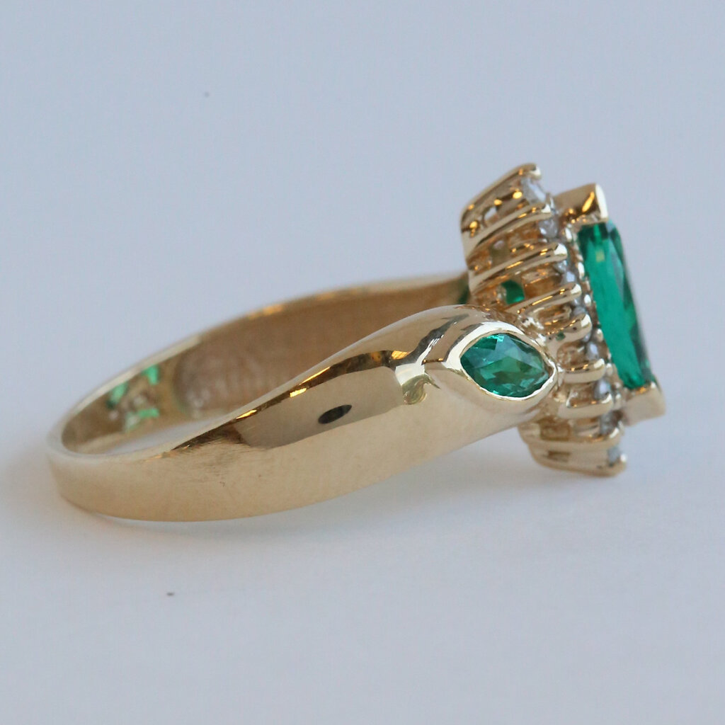 American Jewelry ESTATE 10k Yellow Gold CZ Marquise Halo Ring