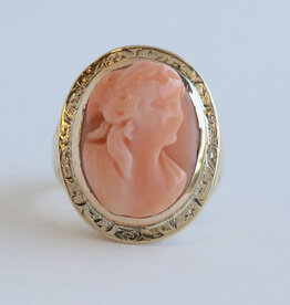 American Jewelry ESTATE 14k Yellow Gold Coral Cameo Locket Ring