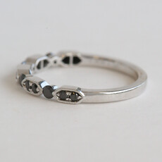 American Jewelry 14k White Gold  .30ctw Black Diamond Milgrain Stackable Band Ring