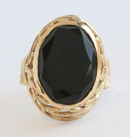 American Jewelry ESTATE 10k Yellow Gold Black Onyx Vine Openwork Design Ring