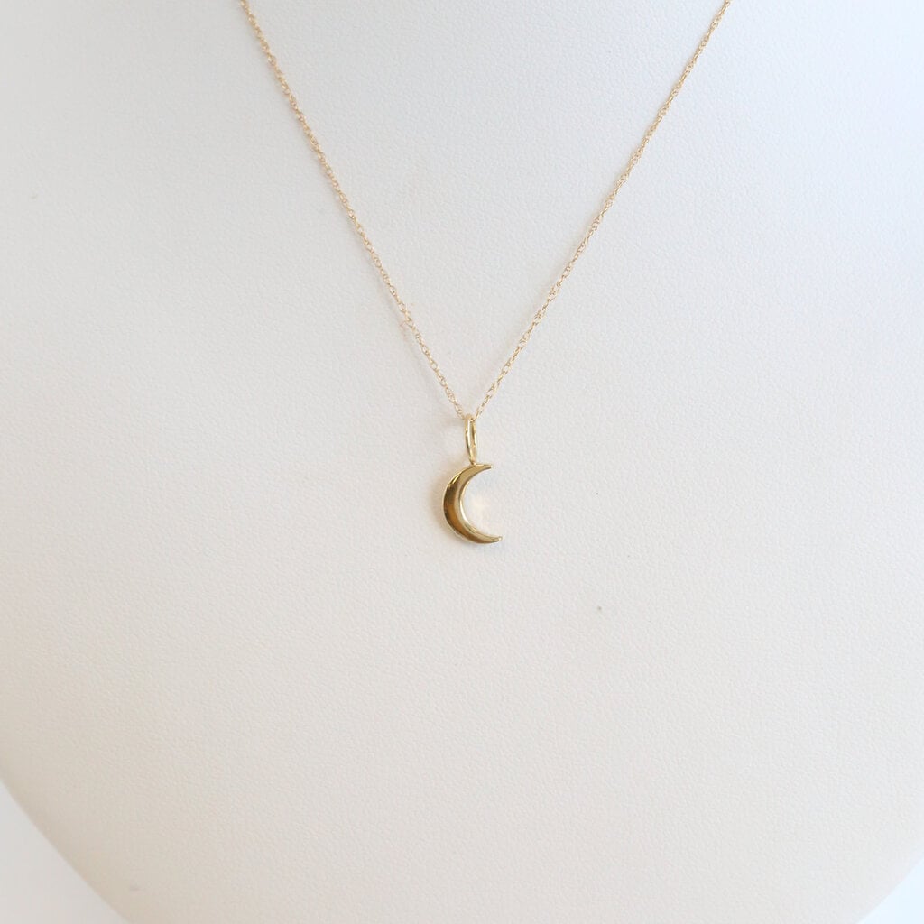 American Jewelry 14k Yellow Gold Petite Crescent Moon Necklace
