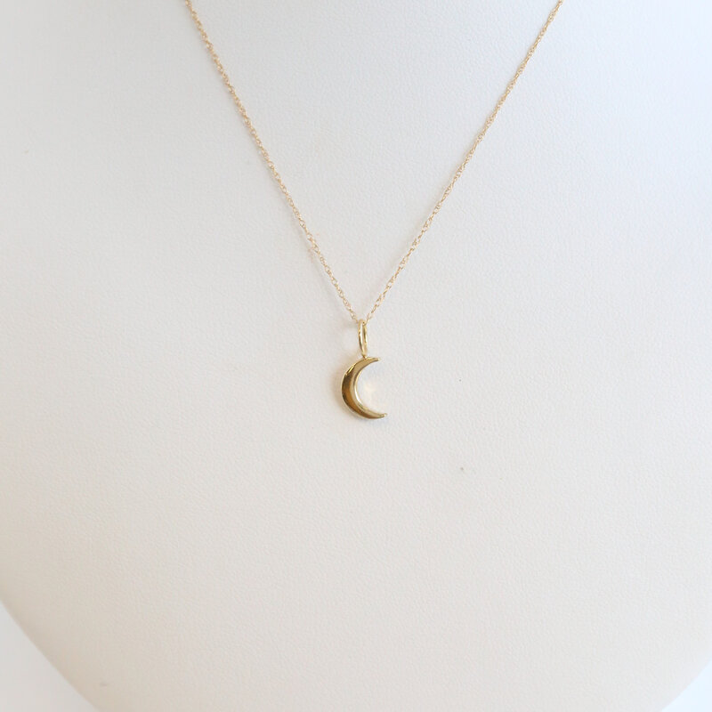 American Jewelry 14k Yellow Gold Petite Crescent Moon Necklace