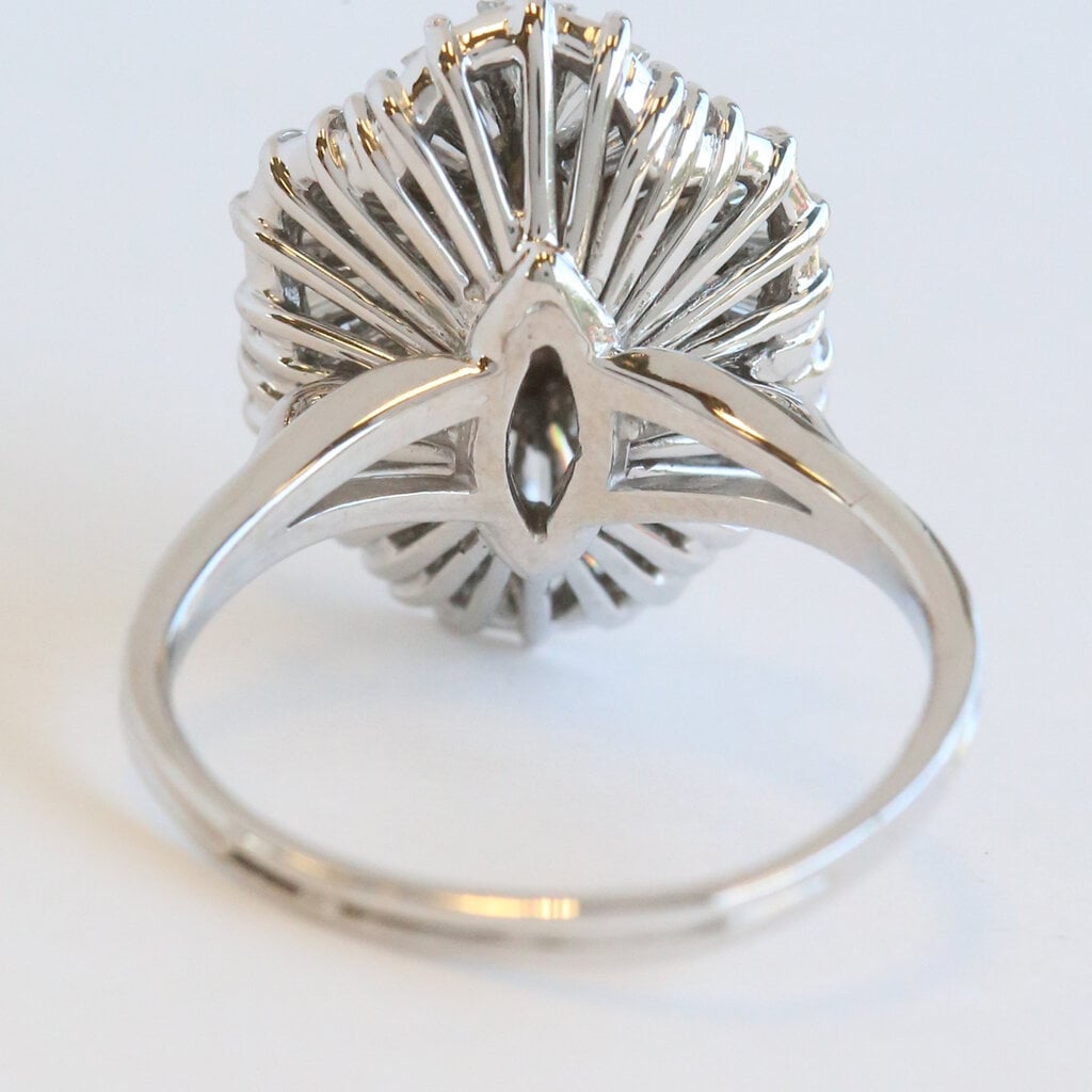 American Jewelry ESTATE 14k White Gold Approx. 2.75ctw (.75 F/VS2 Ctr) Marquise & Baguette Diamond Ballerina Ring