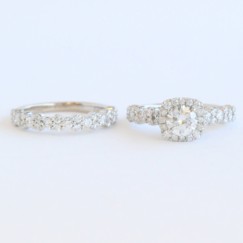 American Jewelry ESTATE 14k White Gold 1.91ctw (.81 F/SI1 GIA Ctr) Round Diamond Halo Engagement Ring Wedding Band Set