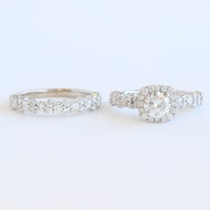 American Jewelry ESTATE 14k White Gold 1.91ctw (.81 F/SI1 GIA Ctr) Round Diamond Halo Engagement Ring Wedding Band Set