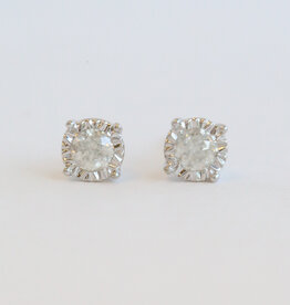 American Jewelry ESTATE 10k White Gold Approx .20ctw Diamond Illusion Set Stud Earrings
