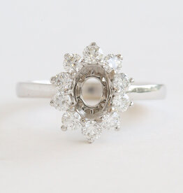 American Jewelry 18k White Gold .59ctw Diamond Oval Halo Semi Mount