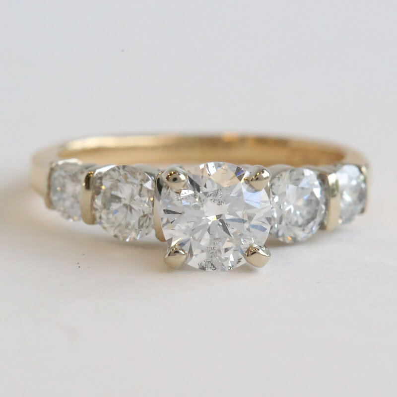 American Jewelry ESTATE 14k Yellow Gold 1.6ctw (.80 G/I1 Ctr) Diamond 5 Stone Engagement Ring
