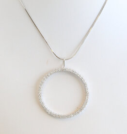 American Jewelry ESTATE 14k White Gold 1.5ctw Diamond Open Circle Necklace
