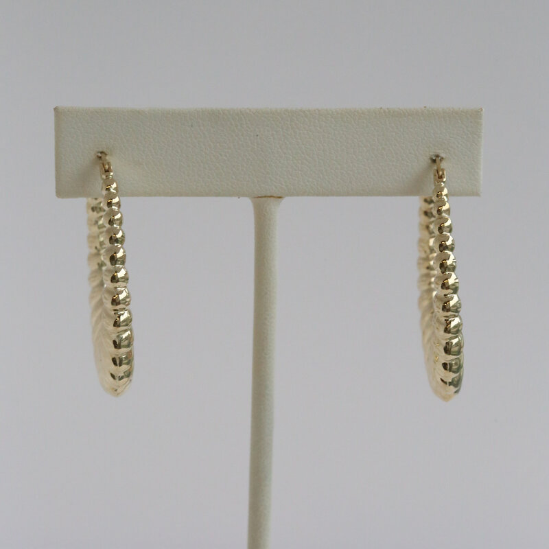 American Jewelry ESTATE 10k Yellow Gold 32x35mm Oval Fancy Hoop Earrings