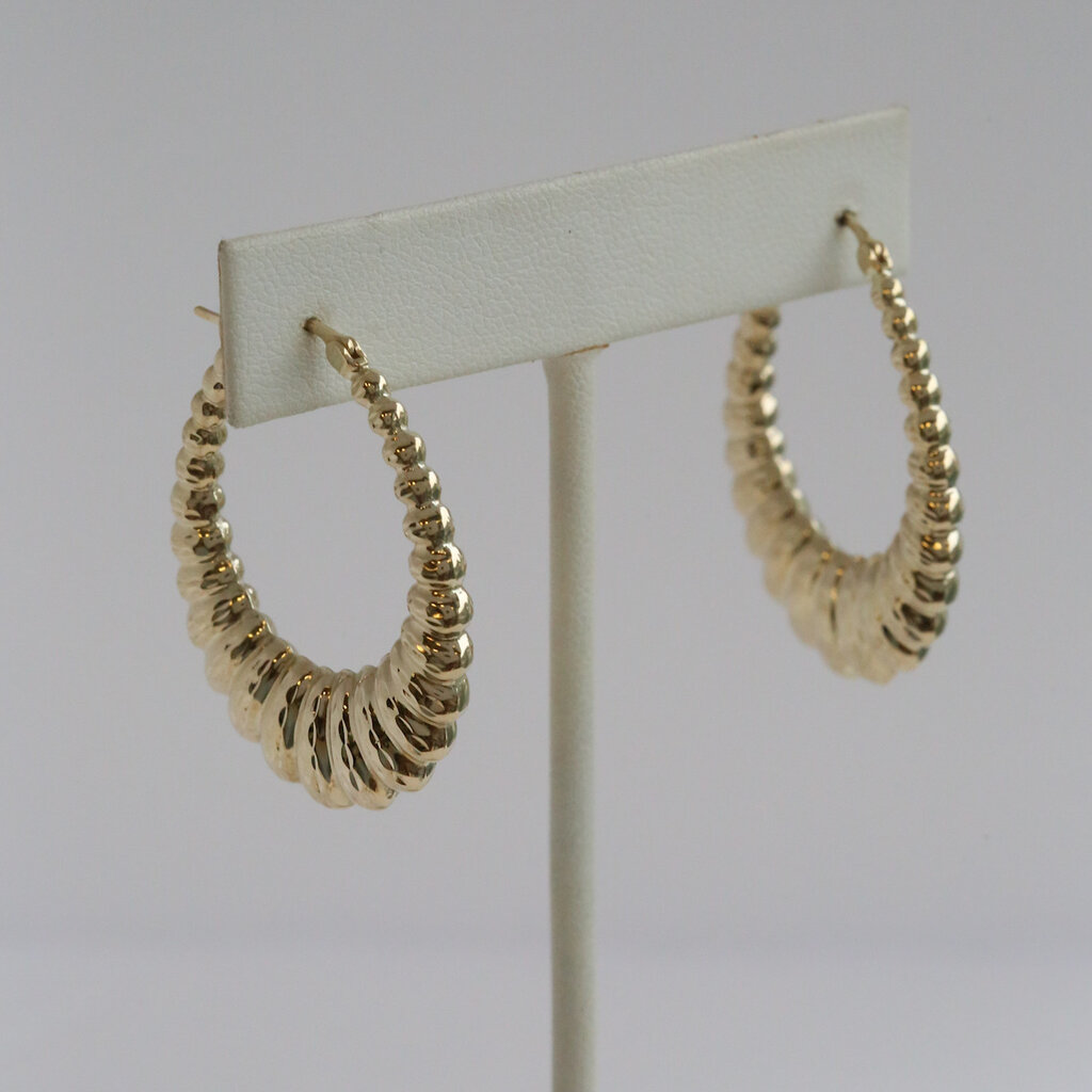 American Jewelry ESTATE 10k Yellow Gold 32x35mm Oval Fancy Hoop Earrings