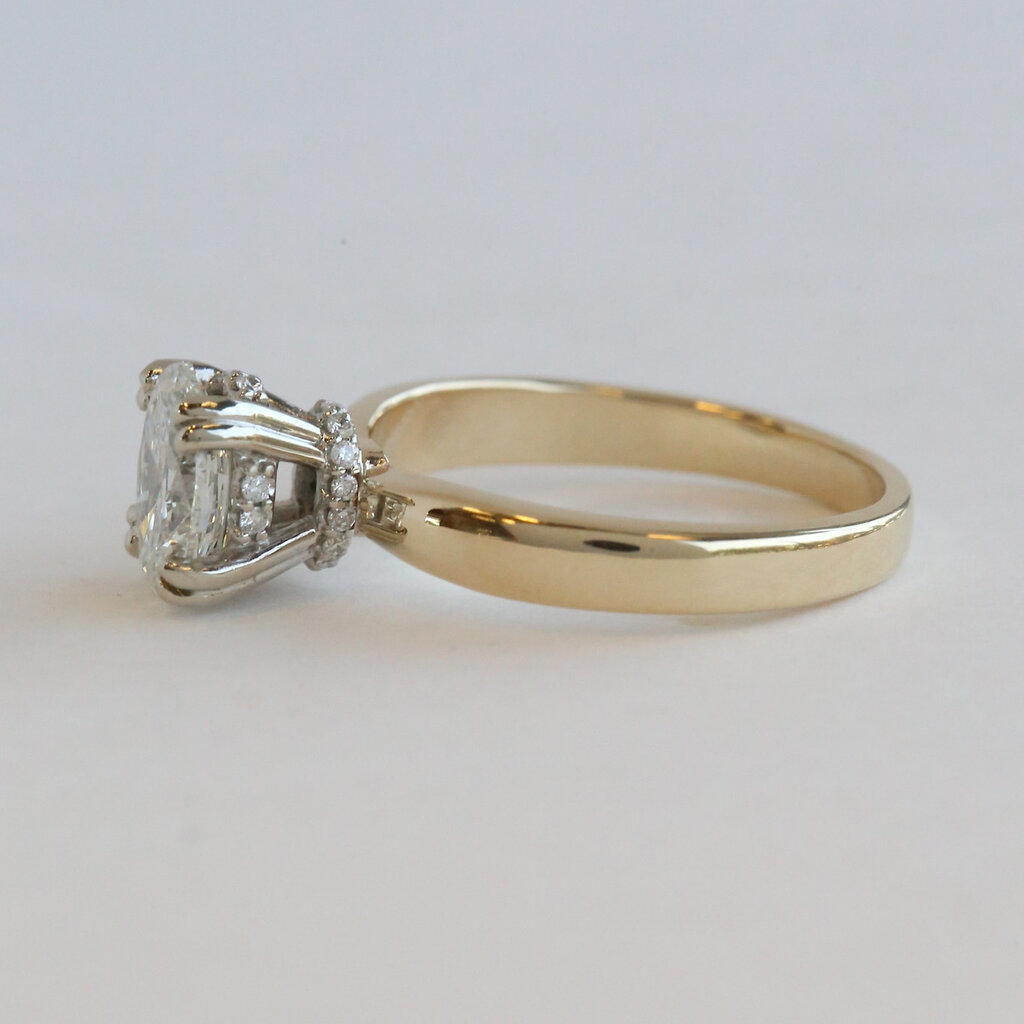 American Jewelry 14k Yellow Gold 1.10ctw (1.00 G/VS1 Ctr) Oval Diamond Hidden Halo Solitaire Engagement Ring