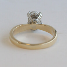 American Jewelry 14k Yellow Gold 1.10ctw (1.00 G/VS1 Ctr) Oval Diamond Hidden Halo Solitaire Engagement Ring