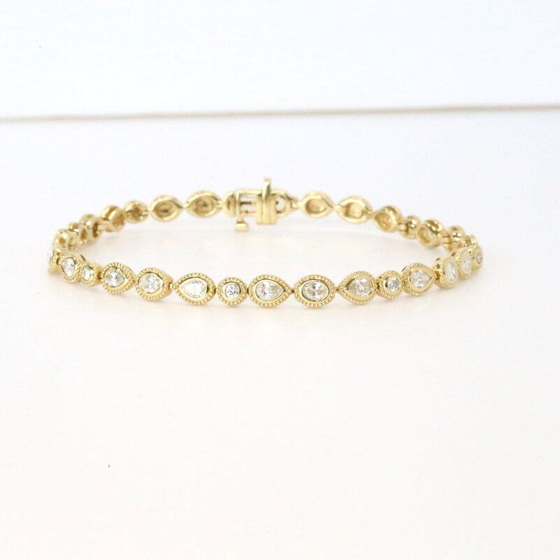 14k Yellow Gold 1.52ctw Alternating Diamond Bezel and Milgrain Link Bracelet