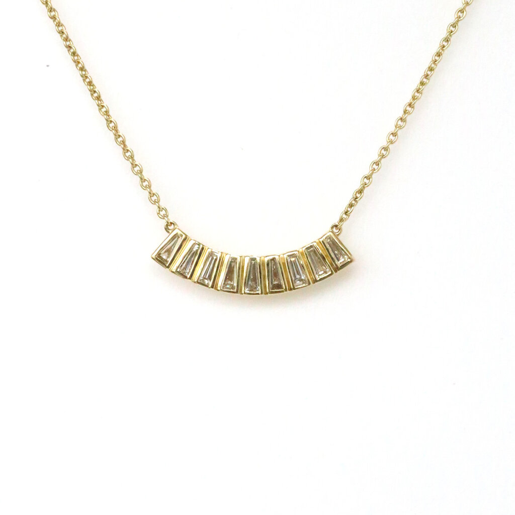 14k Yellow Gold .54ctw Tapered Baguette Bezel Fan Bar Necklace (16"-17")
