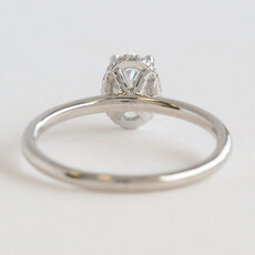 American Jewelry ESTATE 14k White Gold Approx .80ctw Oval Diamond Solitaire Hidden Halo Engagement Ring