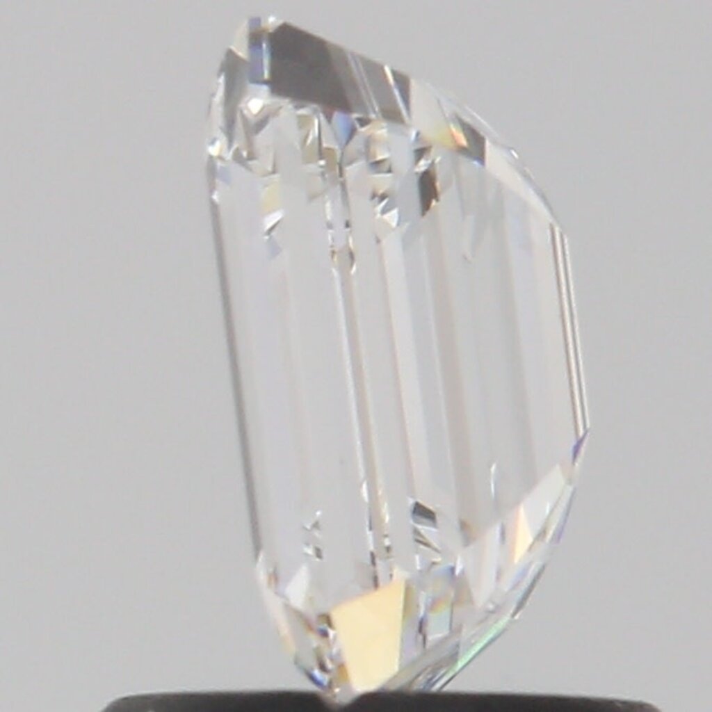 American Jewelry 1.22ct E/VS1 IGI Lab Grown Emerald Cut Loose Diamond