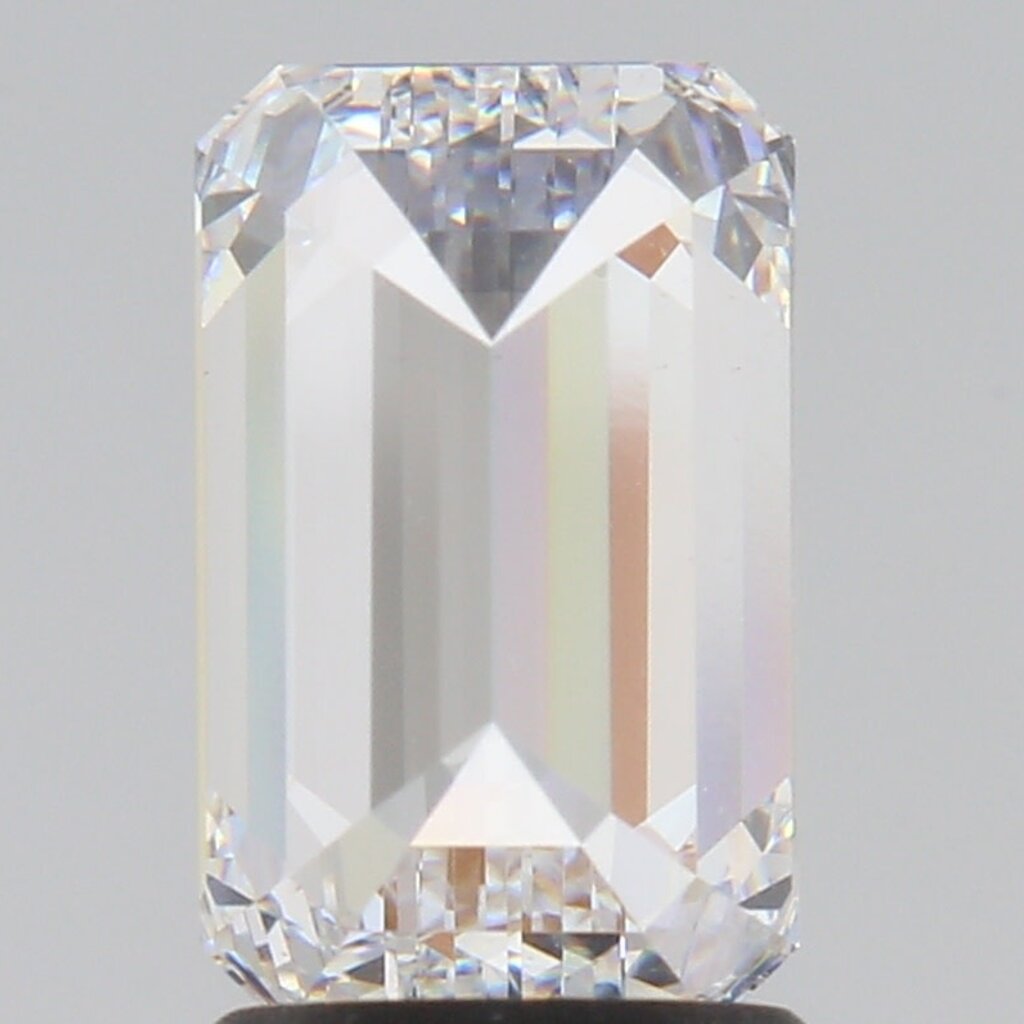 American Jewelry 2.05ct E/VS1 IGI Lab Grown Emerald Cut Loose Diamond