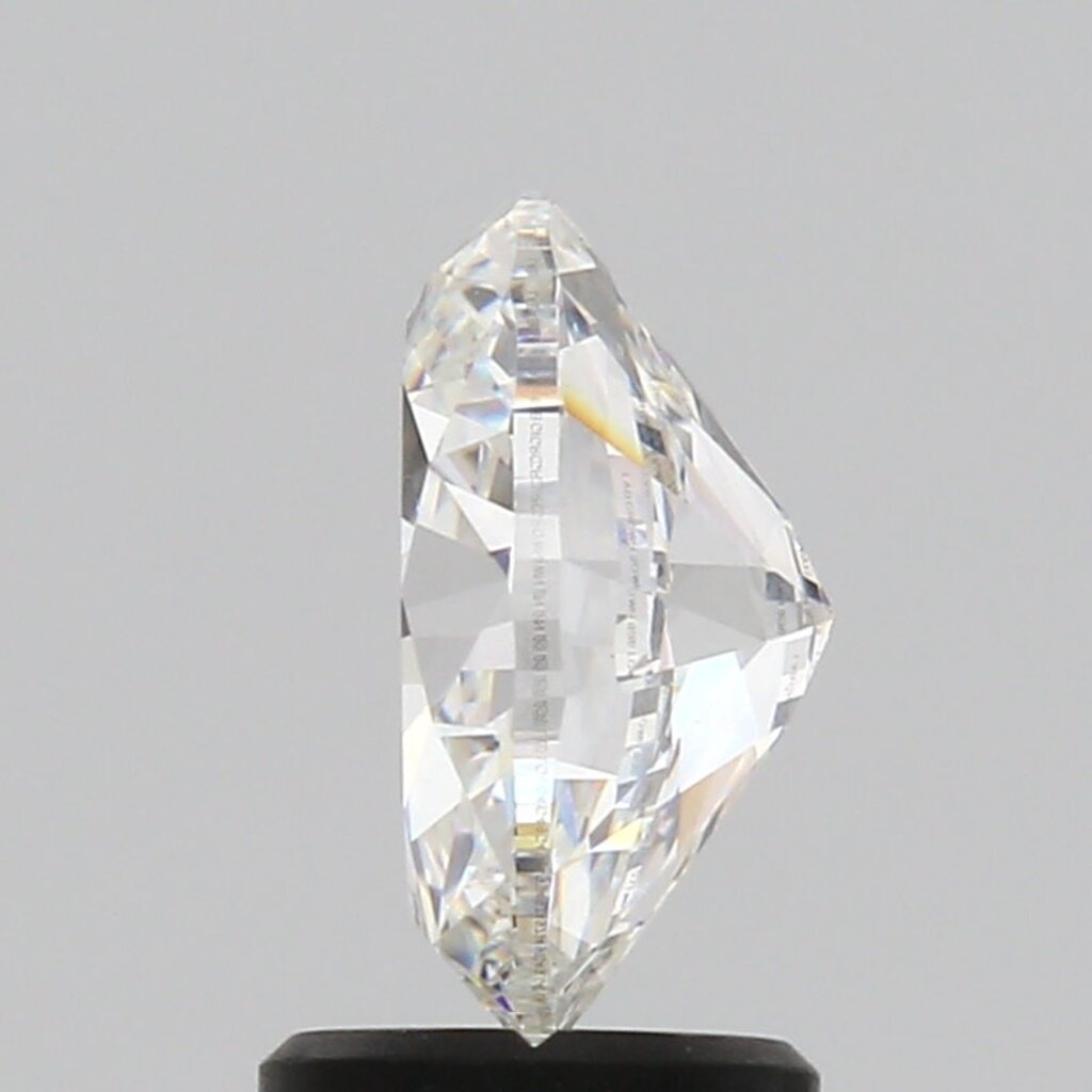 American Jewelry 2.54ct F/VS2 IGI Oval Cut Loose Diamond