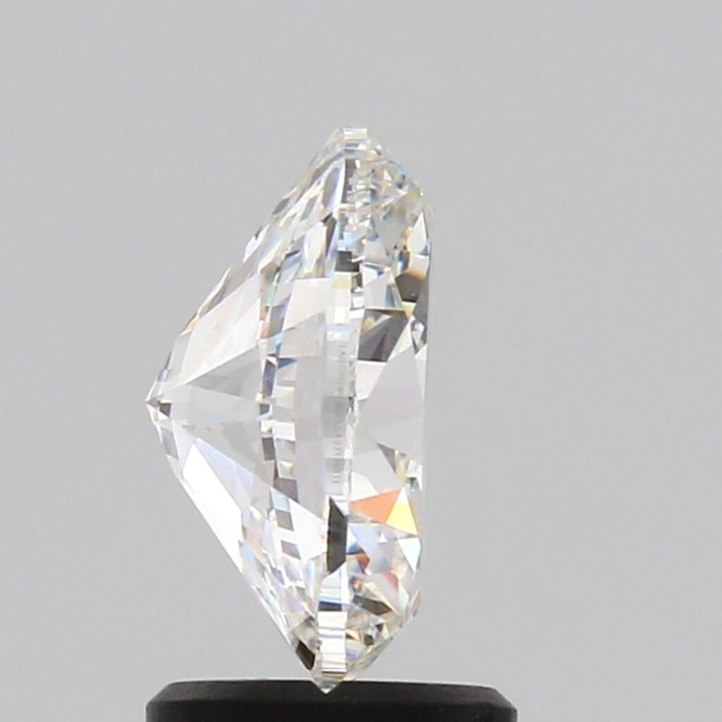 American Jewelry 2.54ct F/VS2 IGI Oval Cut Loose Diamond