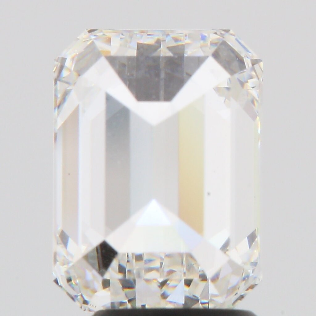 American Jewelry 3.10ct E/VS1 IGI Lab Grown Emerald Cut Loose Diamond