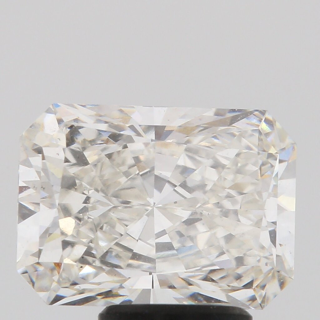 American Jewelry 5.03ct E/VS1 IGI Lab Grown Radiant Cut Loose Diamond