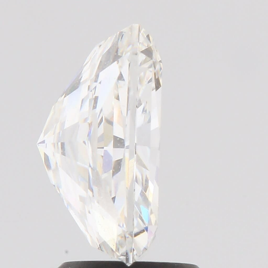American Jewelry 3.08ct E/VS1 IGI Lab Grown Radiant Loose Diamond