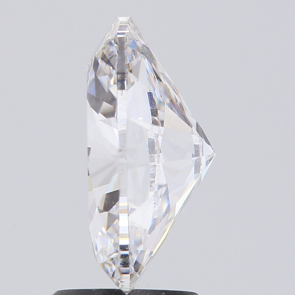 American Jewelry 2.05ct E/VS1 IGI Lab Grown Oval Loose Diamond