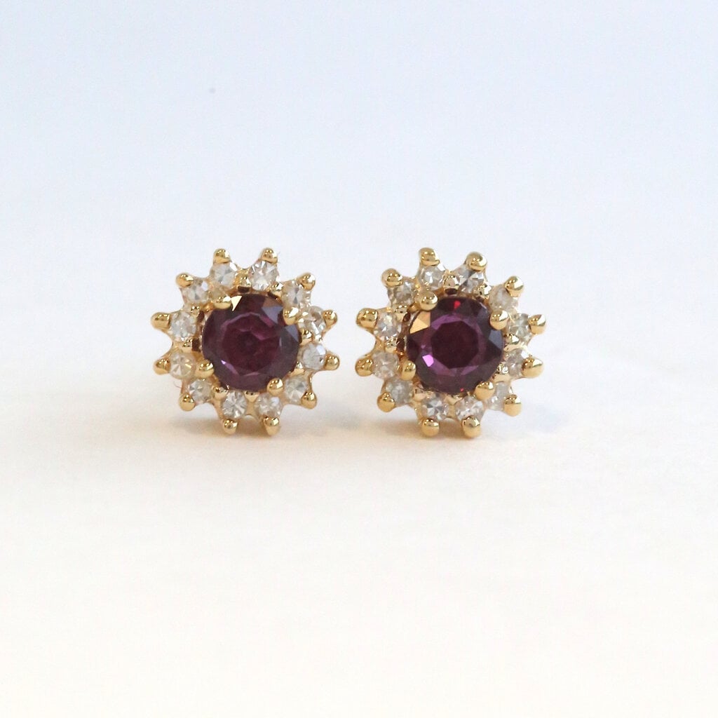 American Jewelry ESTATE 14k Yellow Gold Diamond & Garnet Round Halo Stud Earrings