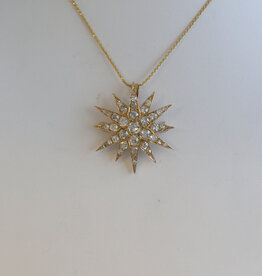 American Jewelry ESTATE 14k Yellow Gold 1.35ctw Diamond Star Necklace