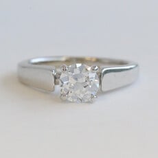 American Jewelry ESTATE 14k White Gold .85ct D/SI1 GIA Round Brilliant Diamond Solitaire Engagement Ring (Size 5.5)