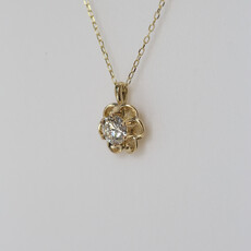 American Jewelry 14k Yellow Gold .71ct E/VS2 Round Brilliant Buttercup Flower Solitaire Pendant