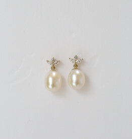 American Jewelry 14k Yellow Gold .14ctw Diamond Accented Oval Pearl Dangle Stud Earrings