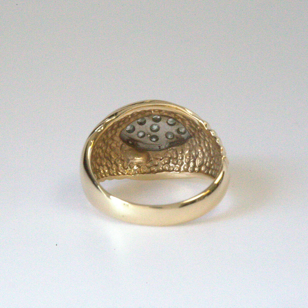 American Jewelry ESTATE 14k Yellow Gold Oval Top 1/3ctw Diamond Cluster Ring (7.5)