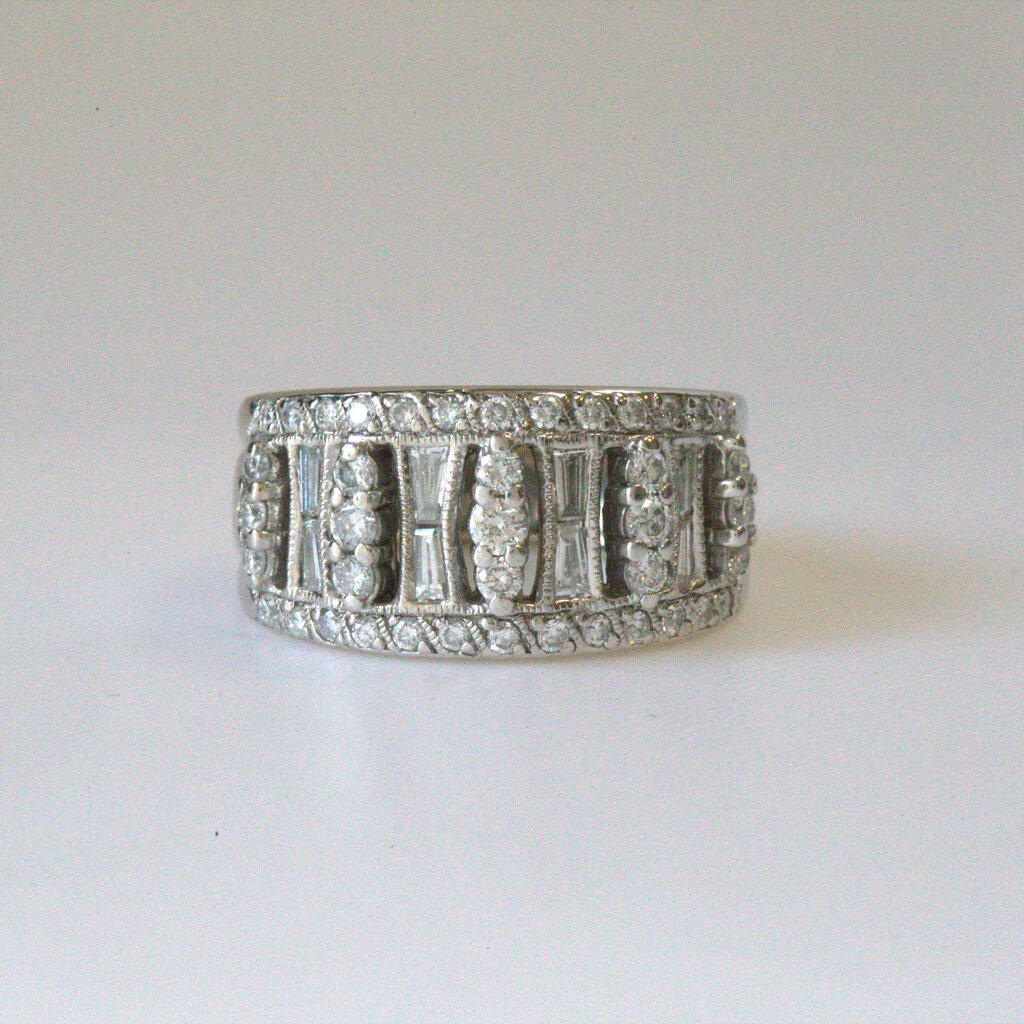 American Jewelry ESTATE 14k White Gold 1ctw Baguette & Round Diamond Wide Ring (Size 6.75)