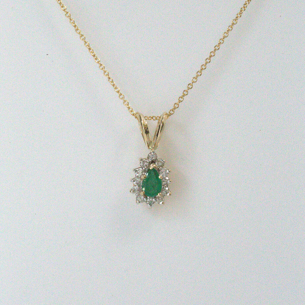American Jewelry ESTATE 14k Yellow Gold 1/3ctw Diamond Halo & 0.40ct Pear Emerald Pendant (Charm Only)