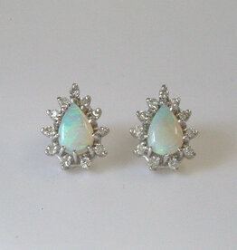 American Jewelry ESTATE 14k White Gold 0.35ctw Diamond Halo & Pear Opal Stud Earrings