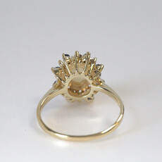 American Jewelry ESTATE 14k Yellow Gold Oval Opal Sapphire & Diamond Halo Ring (Size 10.25)