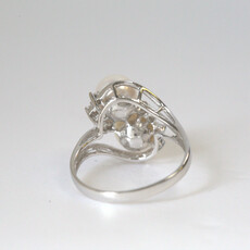 American Jewelry ESTATE 14k White Gold 0.12ctw Diamond Two Pearl Ring (Size 7.5)