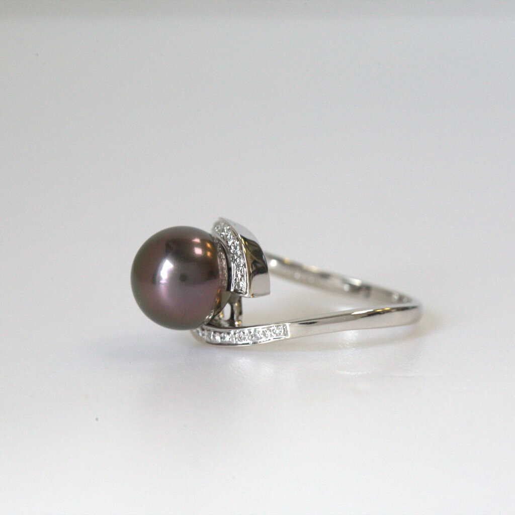 American Jewelry ESTATE 18k White Gold 1/10ctw Diamond & 9.5mm Tahitian Pearl Ring (Size 6.5)